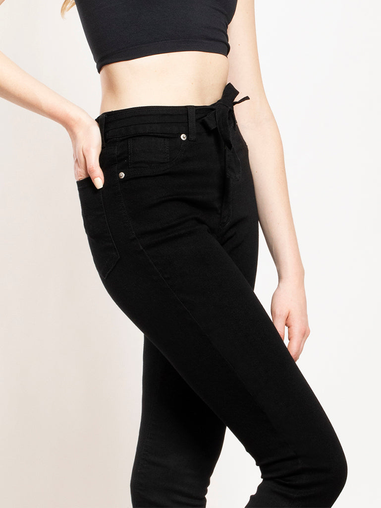 Pantalón negro mezclilla con cinta de amarre y bolsillo - Liza Pons