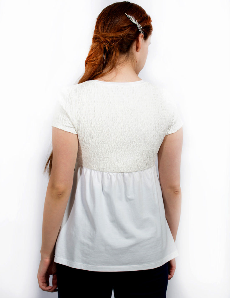 Blusa de maternidad de cuello redondo y manga corta combinada en dos telas - Liza Pons