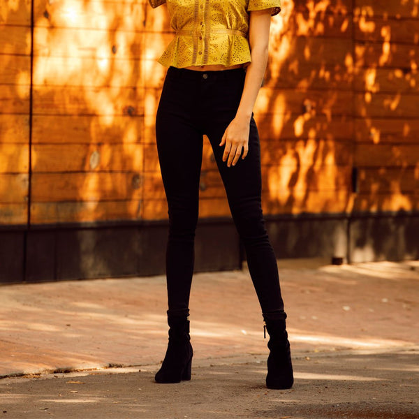 Pantalón de mezclilla corte skinny - Liza Pons